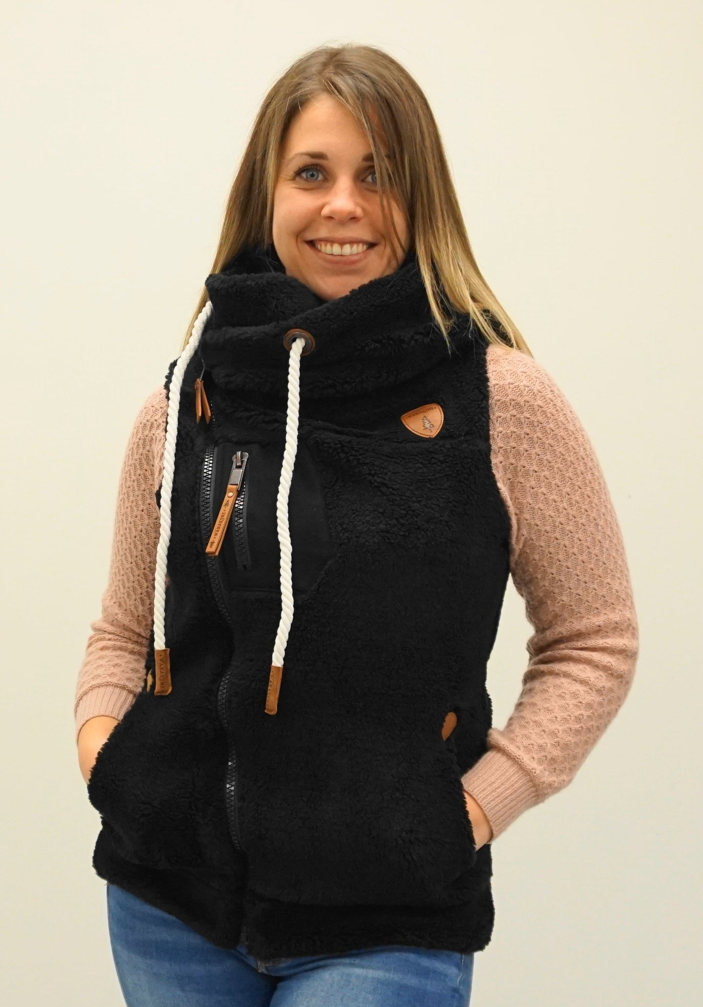 KIRA SHERPA FLEECE - BLACK